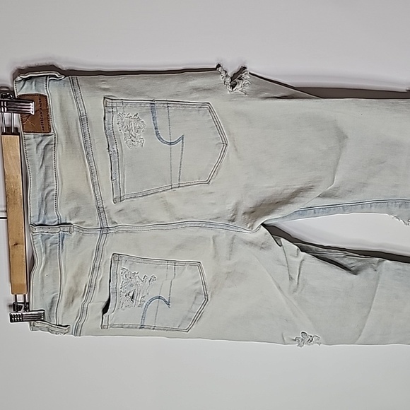 American Eagle super stretch size 10 distressed style high rise jeggings - Picture 4 of 8